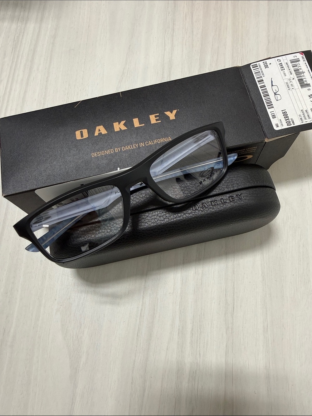 Oakley ox8081 plank 2.0
